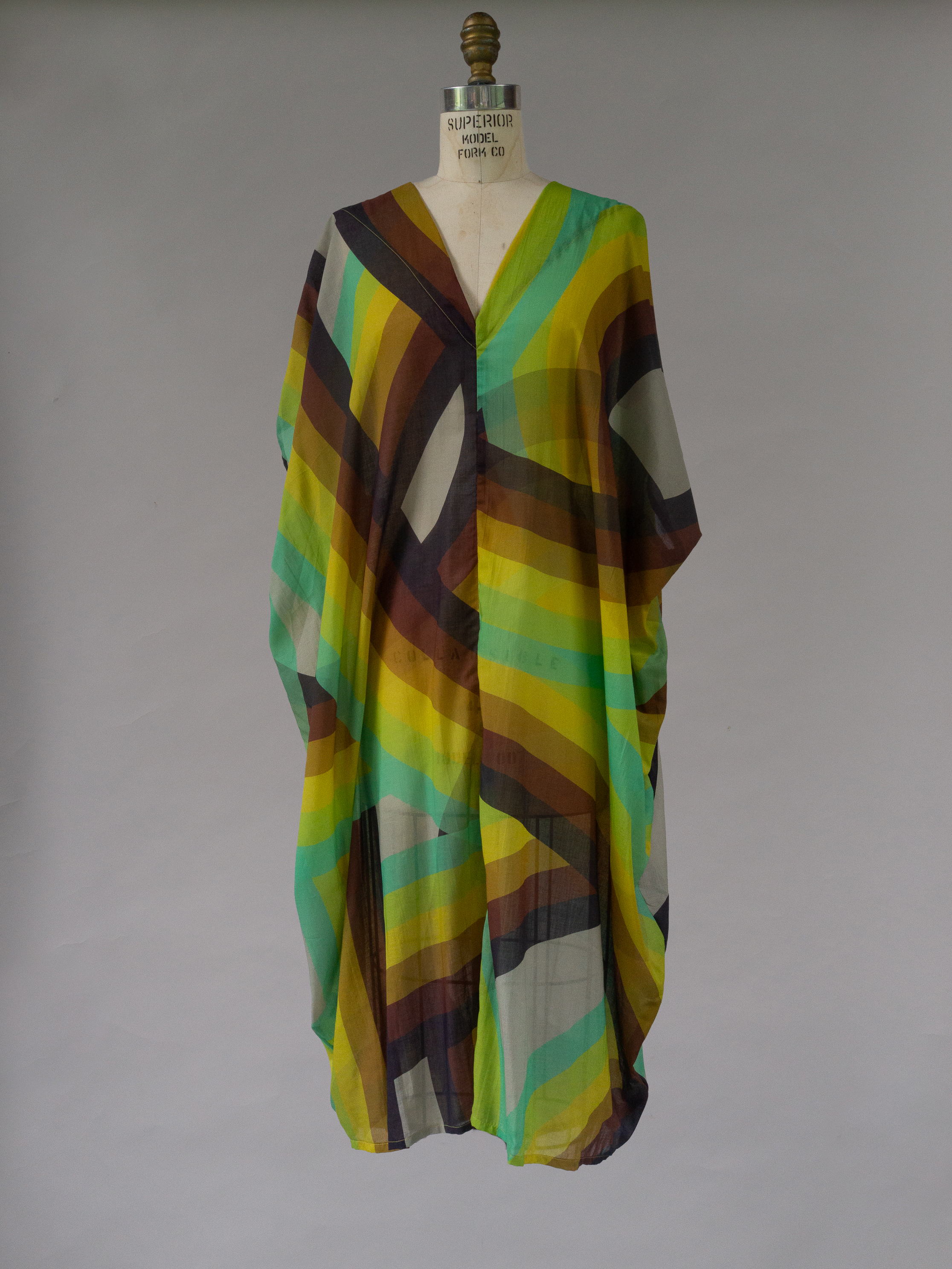 Kaftan in rainbow saturn