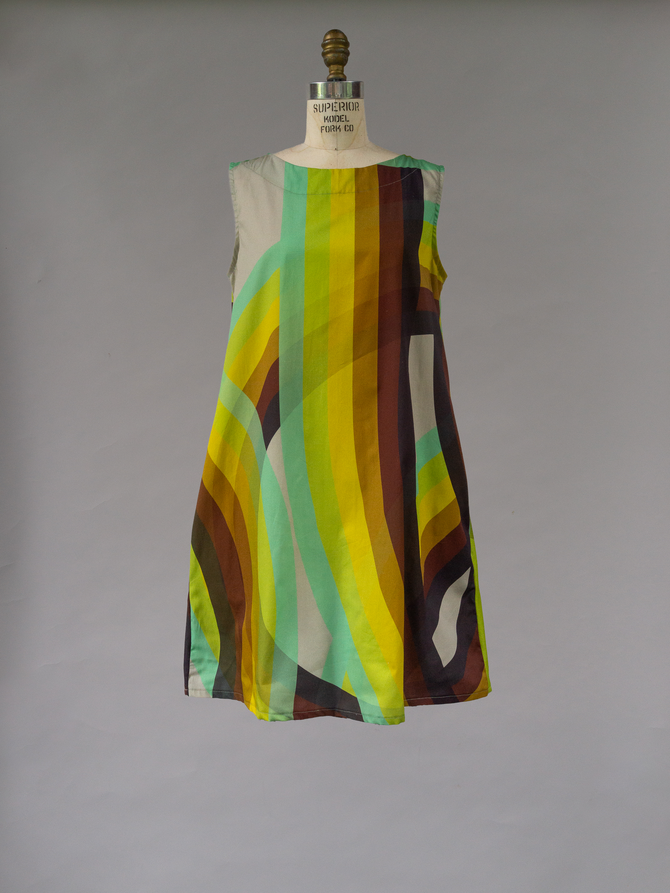 Mini Mu'u in Rainbow Saturn